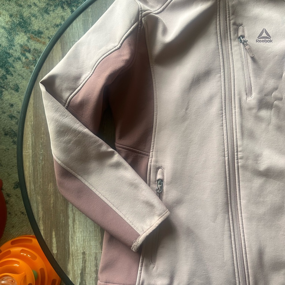 Reebok Women’s Soft Shell Jacket - Picture 2 of 5